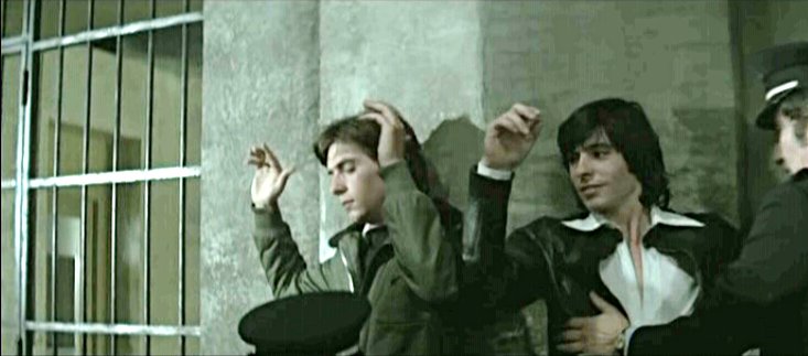   (1976)