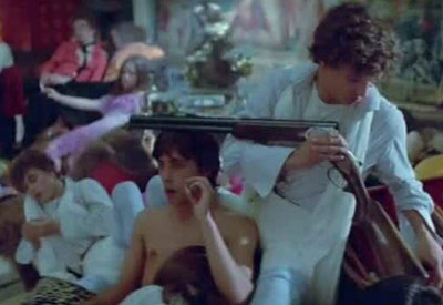   (1976)
