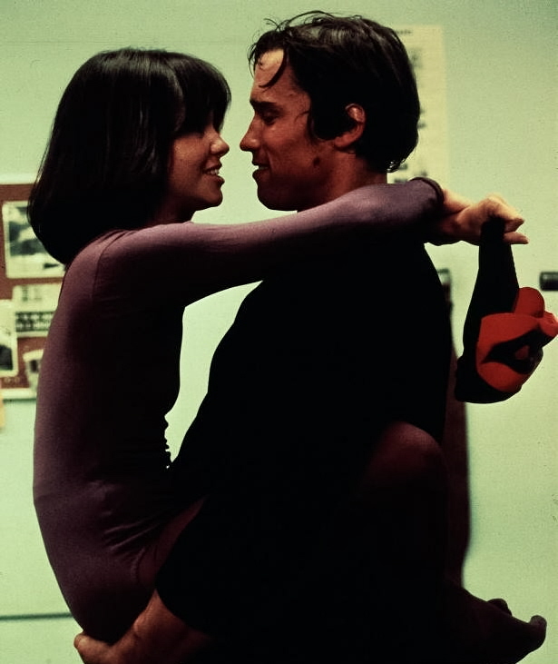   (1976)