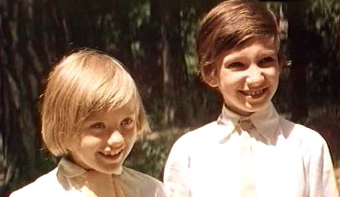   (1982)
