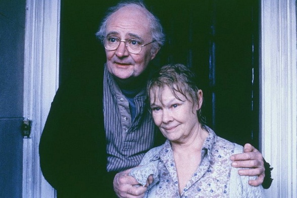  (2001)