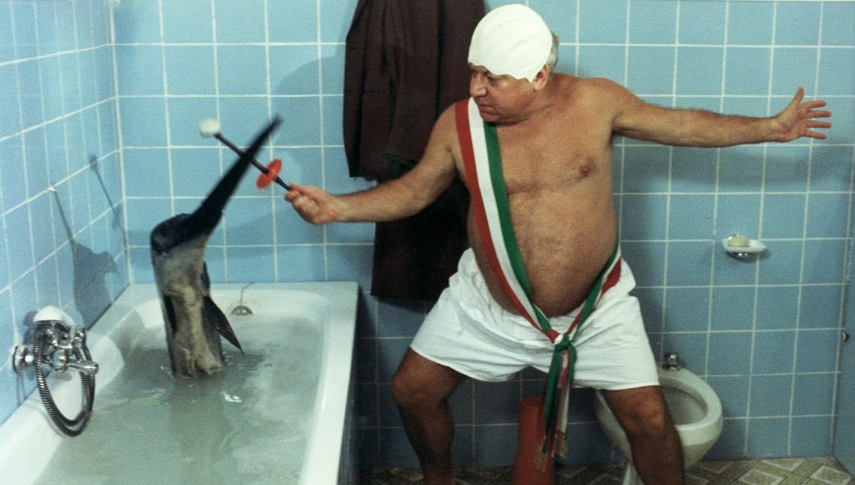    (1990)