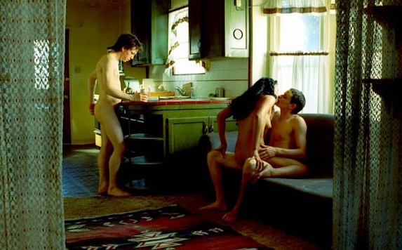   (2002)