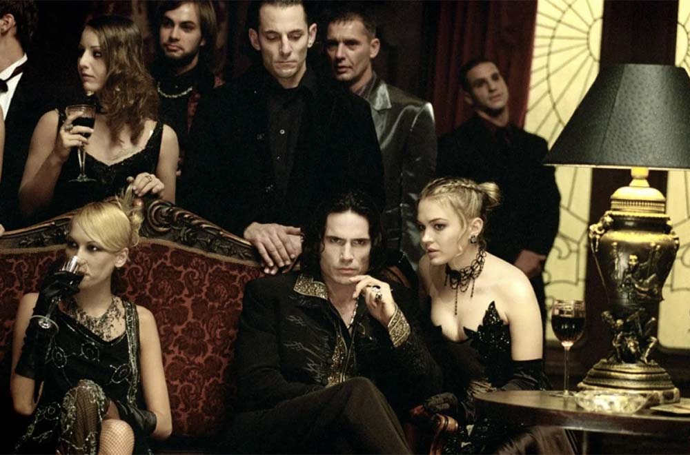   (2003)