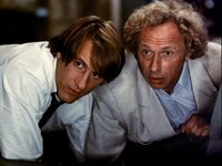  (1983) 
