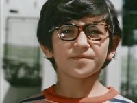    (1976) 
