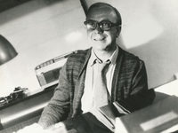   (1977) 
