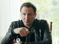  (2018)