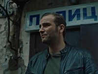 ׸  (2023)