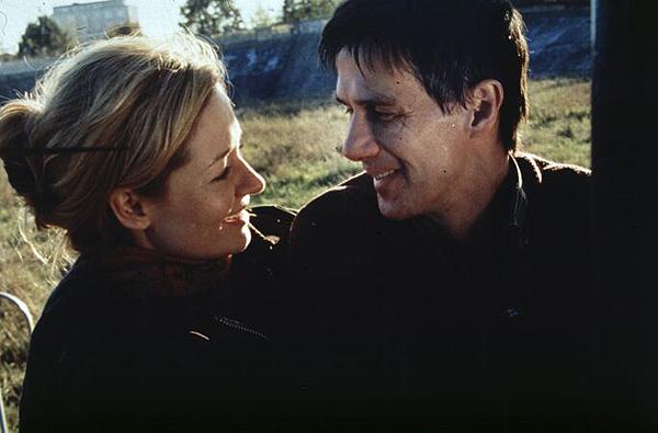    (2002)