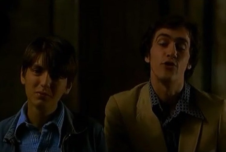    (2000)
