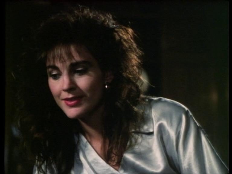  (1989)