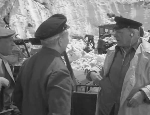     (1963)