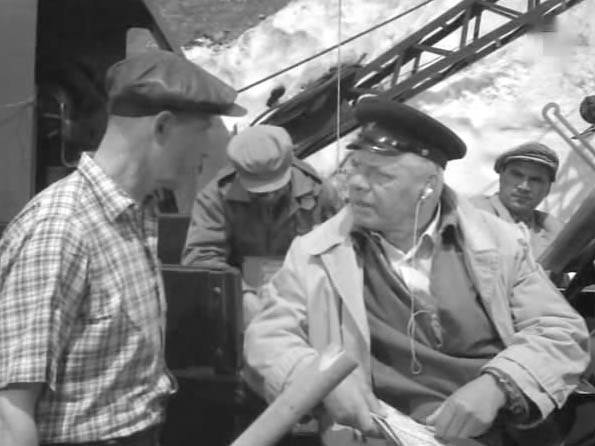     (1963)
