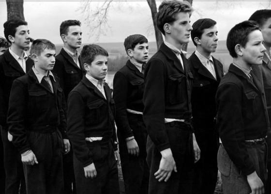   (1959)