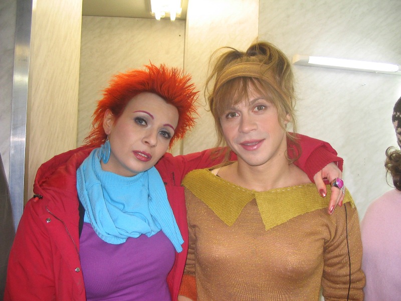   (2005)