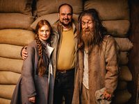 ׸  (2019) -  10