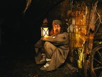 ׸  (2019) -  11