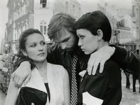    (1982)