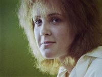      (1985)