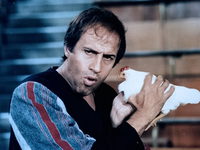   (1982) 
