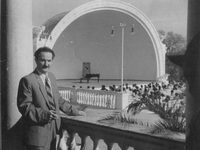   (1955) 
