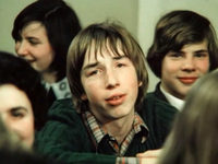    (1976) 
