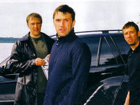 (2003) 
