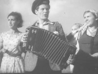   (1939, 1946) -  5