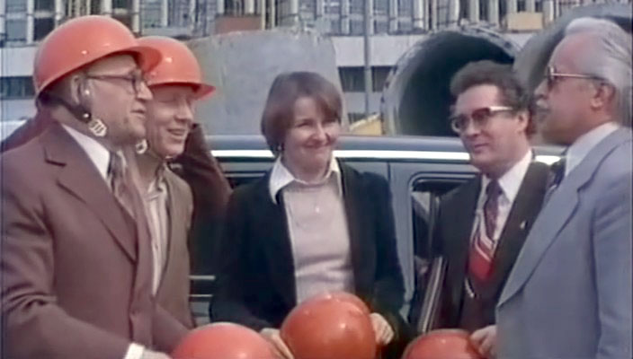   (1979)