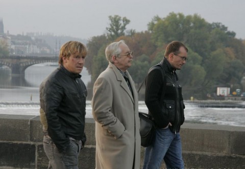  .   (2005)