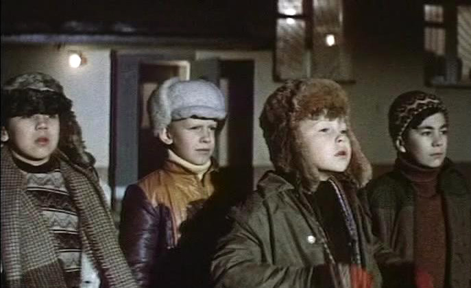      (1975)