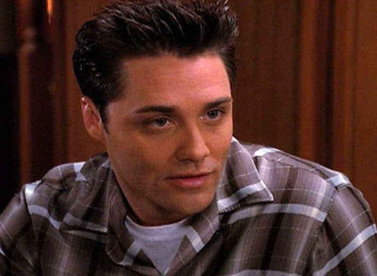 - 90210 (1990-2000)