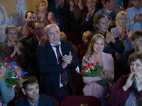    (2017) 
