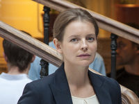  (2017)