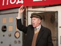 ! (2007)