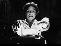  (1985) 
