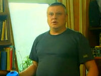   (2002)