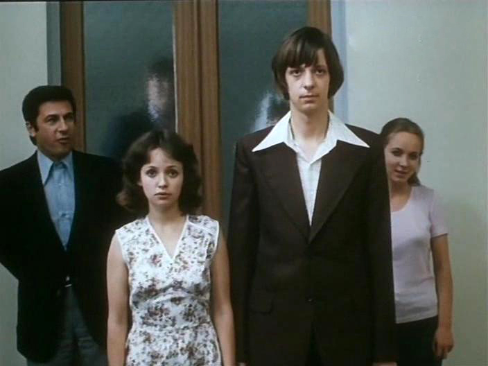   (1977)