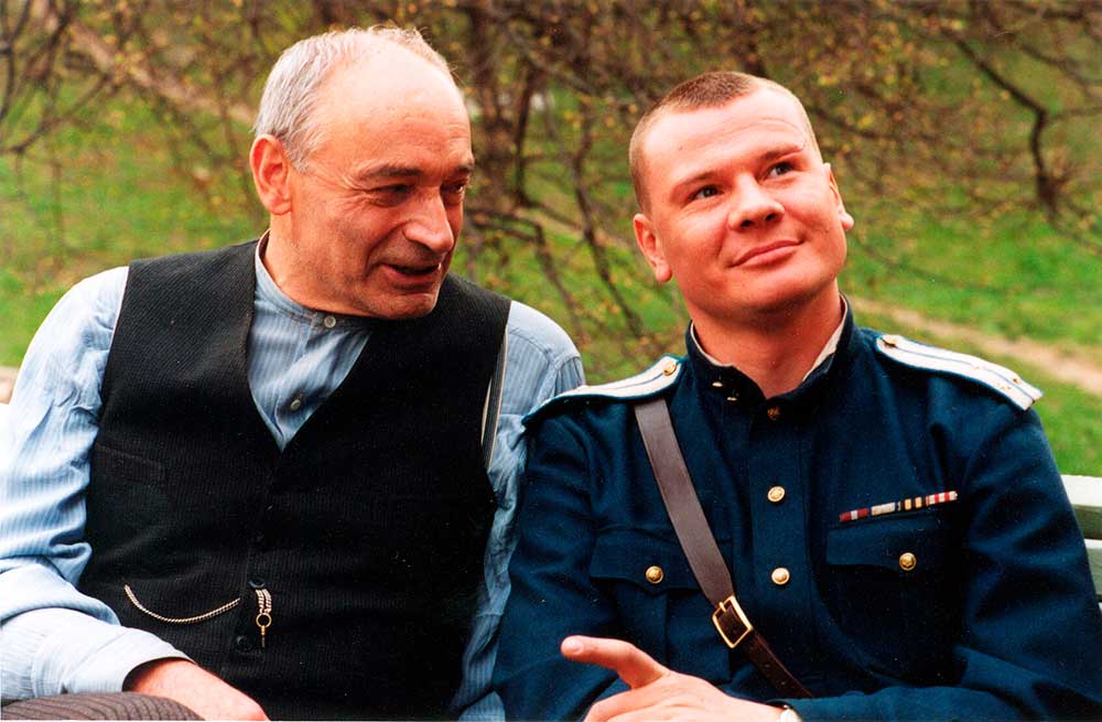     (2002)
