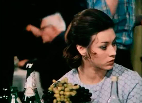      (1977)