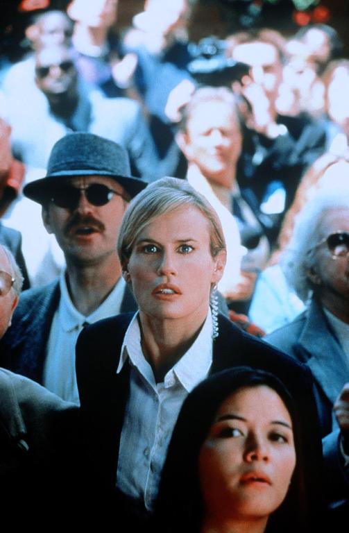   (2000)