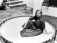  (1958) 
