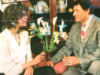  (1990) 
