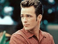 - 90210 (1990-2000) 
