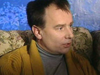   -4 (2001-2002) 

