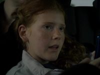 ׸  (2021)