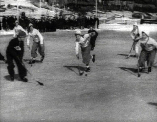   (1940)