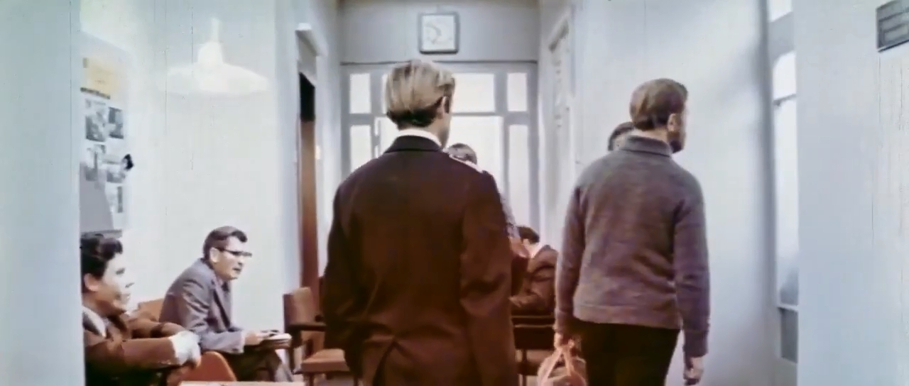   (1977)