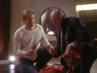   (2000) 
